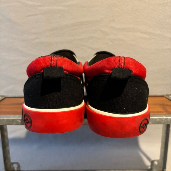 Ground Up colorful pokemon youth slip on shoes size 6 - Picture 5 of 9